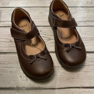 Pediped Isabella-Choc brown shoes size 12